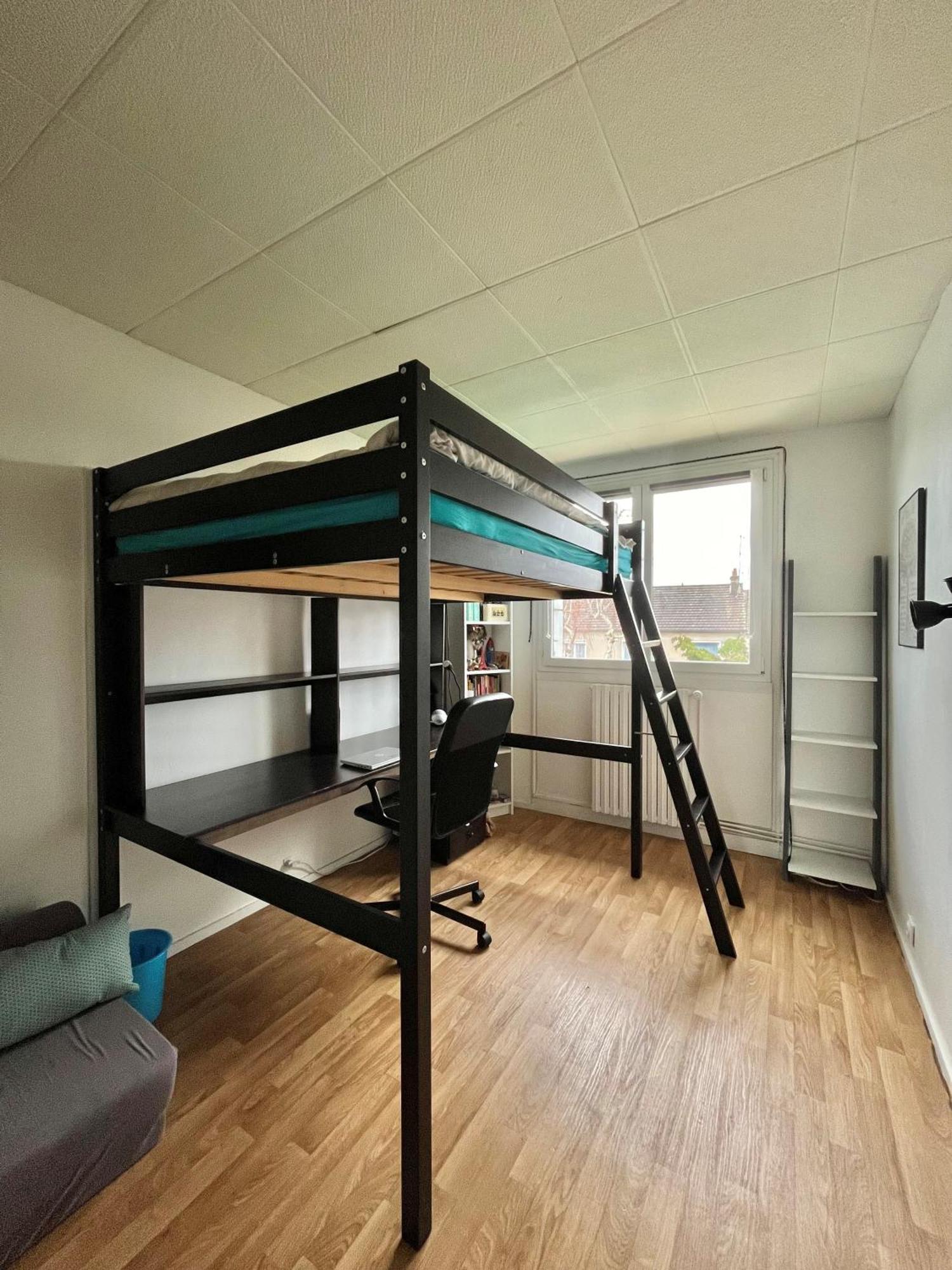 Maison 6 Personnes Avec Parking Prive Hébergement de vacances Le Mans